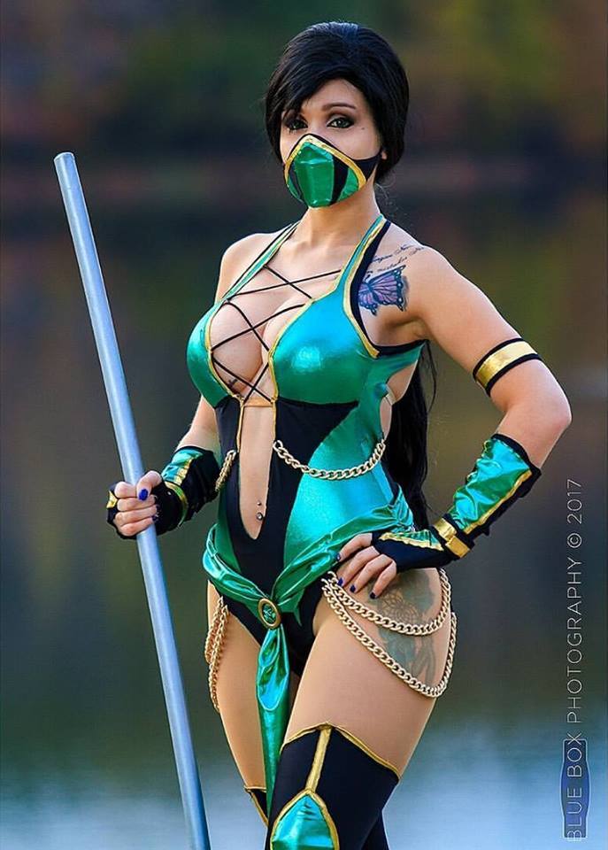 Lady Kayleen Jade cosplay