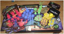 Cthulhu Wars game box contents.