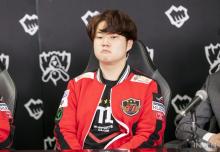 While he is usually outgoing and humorous, sometimes Huni takes a moment to collect himself.