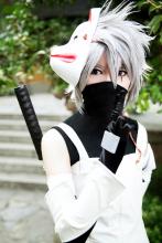 Kakashi cosplayer in white outfit and mask