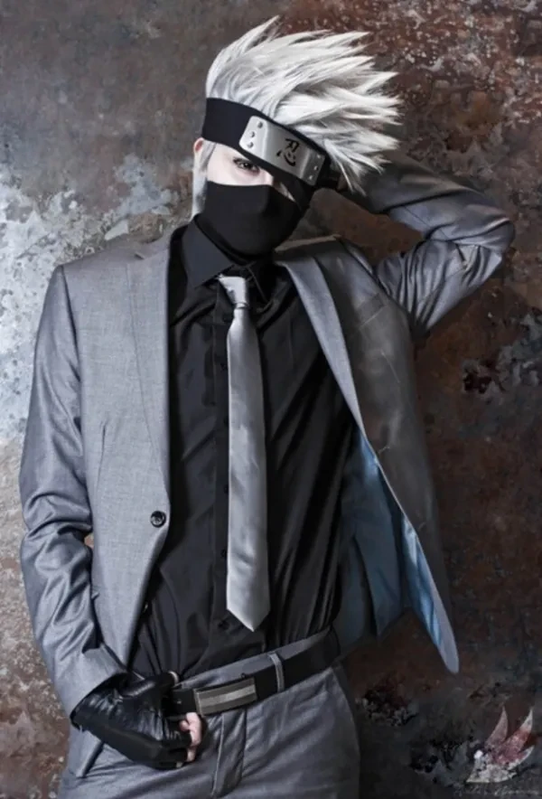 Kakashi cosplays for fighting and partying Kakashi, Suit, Cosplay
