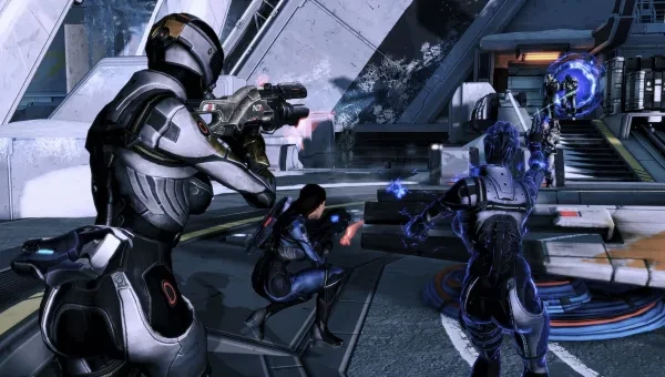 Mass Effect 3 Combat. Shotgun blowing away the opposition.