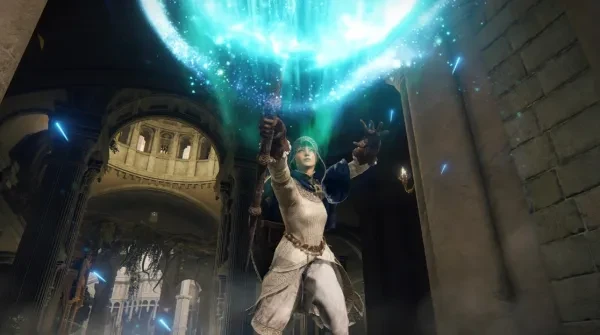 A Player Casting "Comet Azur"