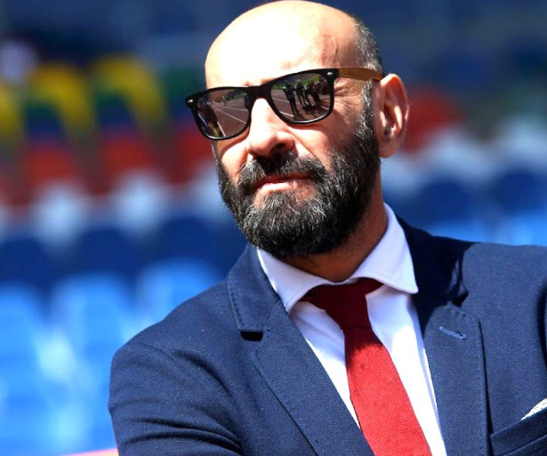 FM20 Best Director of Football