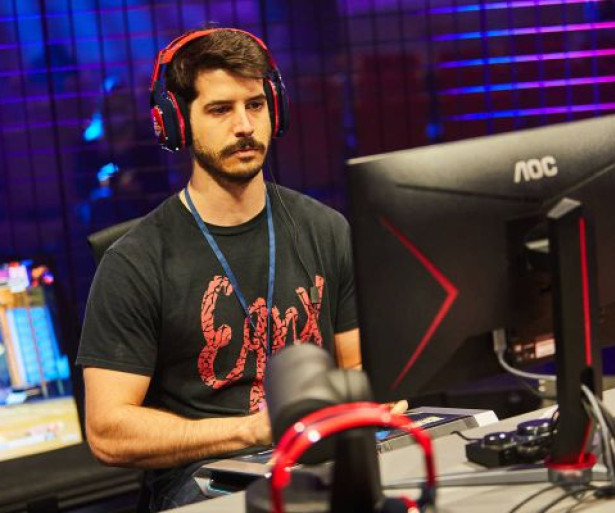 SFV Best Arcade Sticks Used By Pros