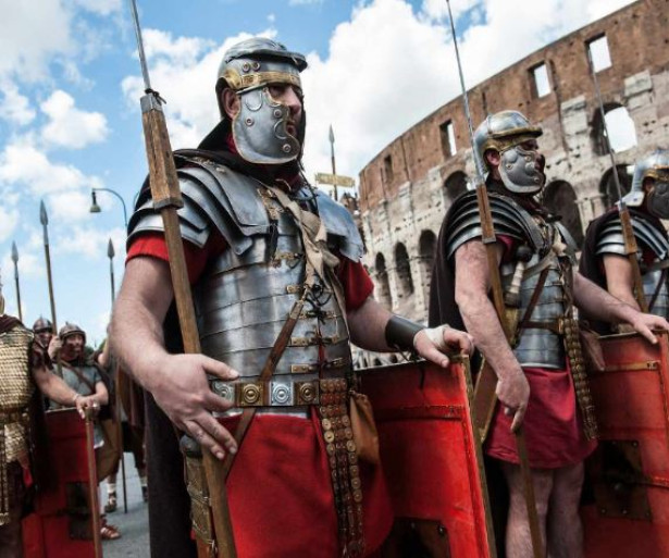 Roman army ready to march into battle